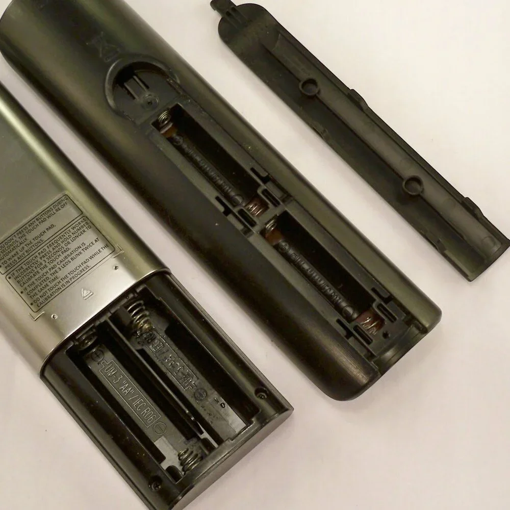 New* 2 Samsung Remotes, IR Blaster & W/Booklet